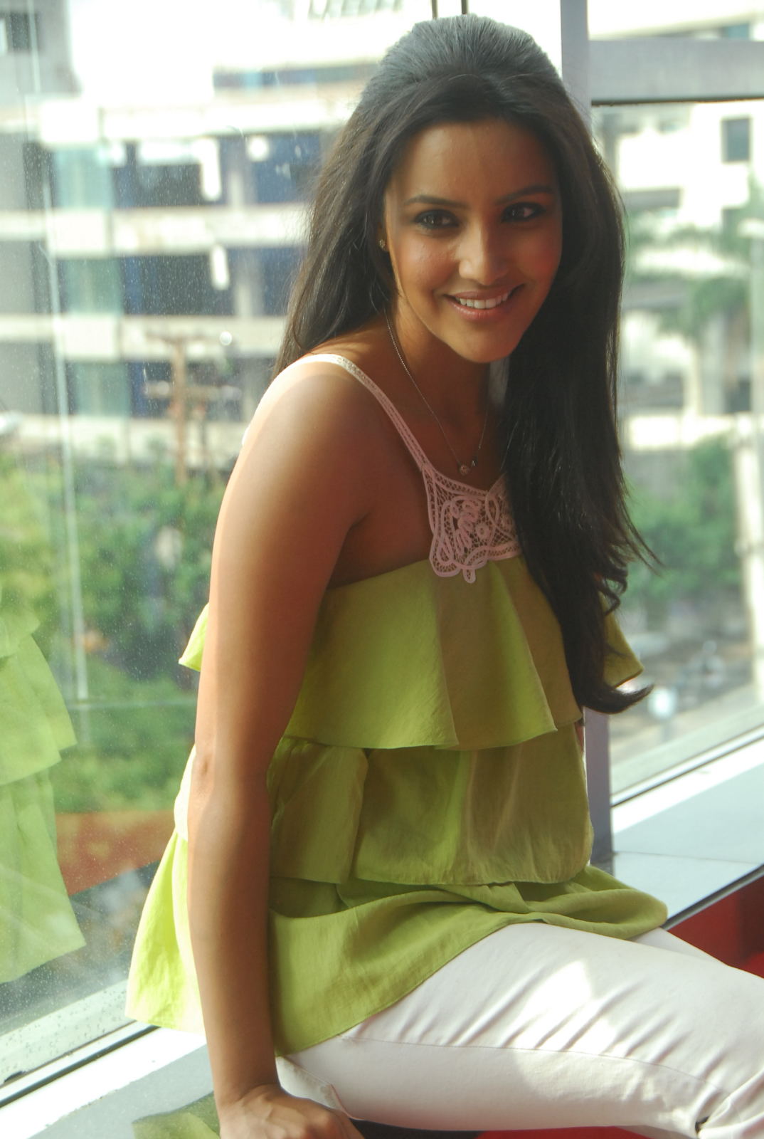 PRIYA ANAND CUTE PHOTOS AT 180 SUCCESS MEET | Picture 43473